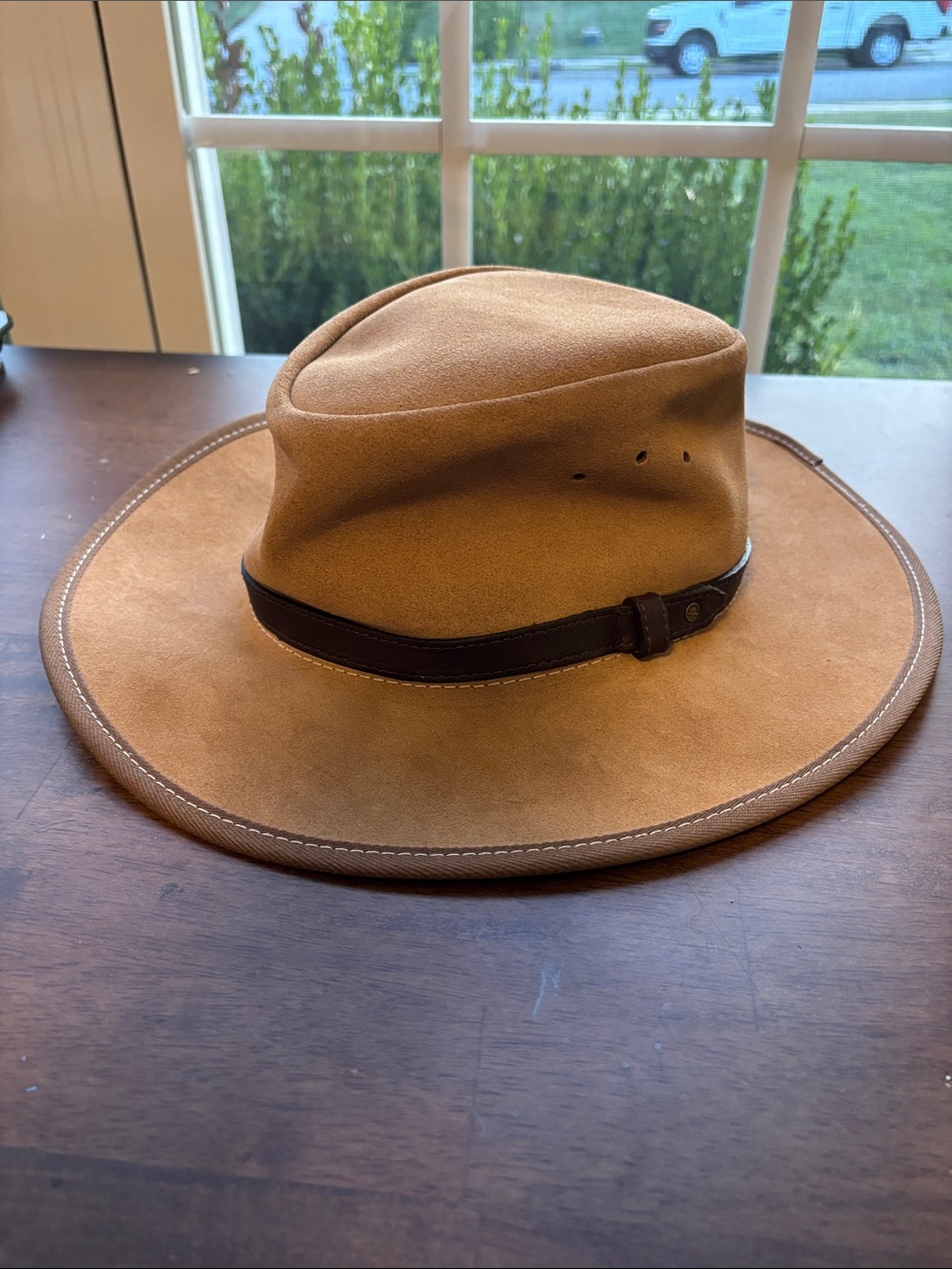 Men's Tan Suede Outback Hat with Dark Leather Band